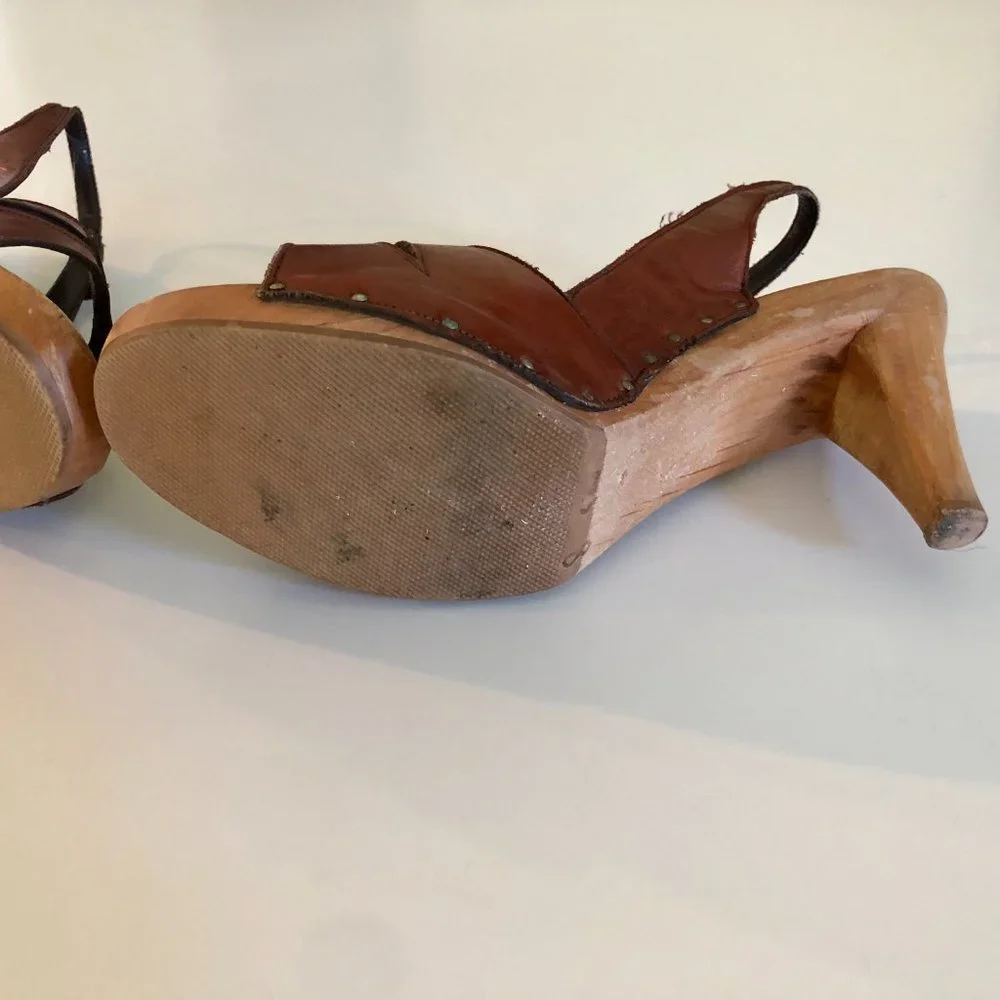 Vintage BareTraps Bare Traps 70s Wood Platform Sandals Heels Shoes - Picture 5 of 8